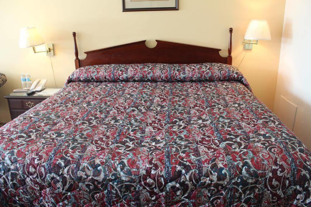 Tourway Inn Birmingham Buitenkant foto
